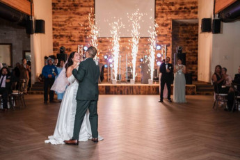 JOSUE & MAGGILYN WEB RESIZE 70