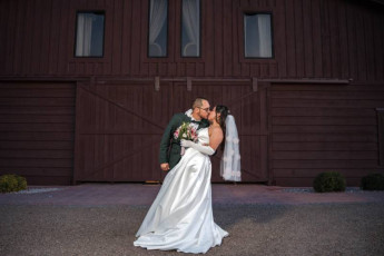 JOSUE & MAGGILYN WEB RESIZE 95